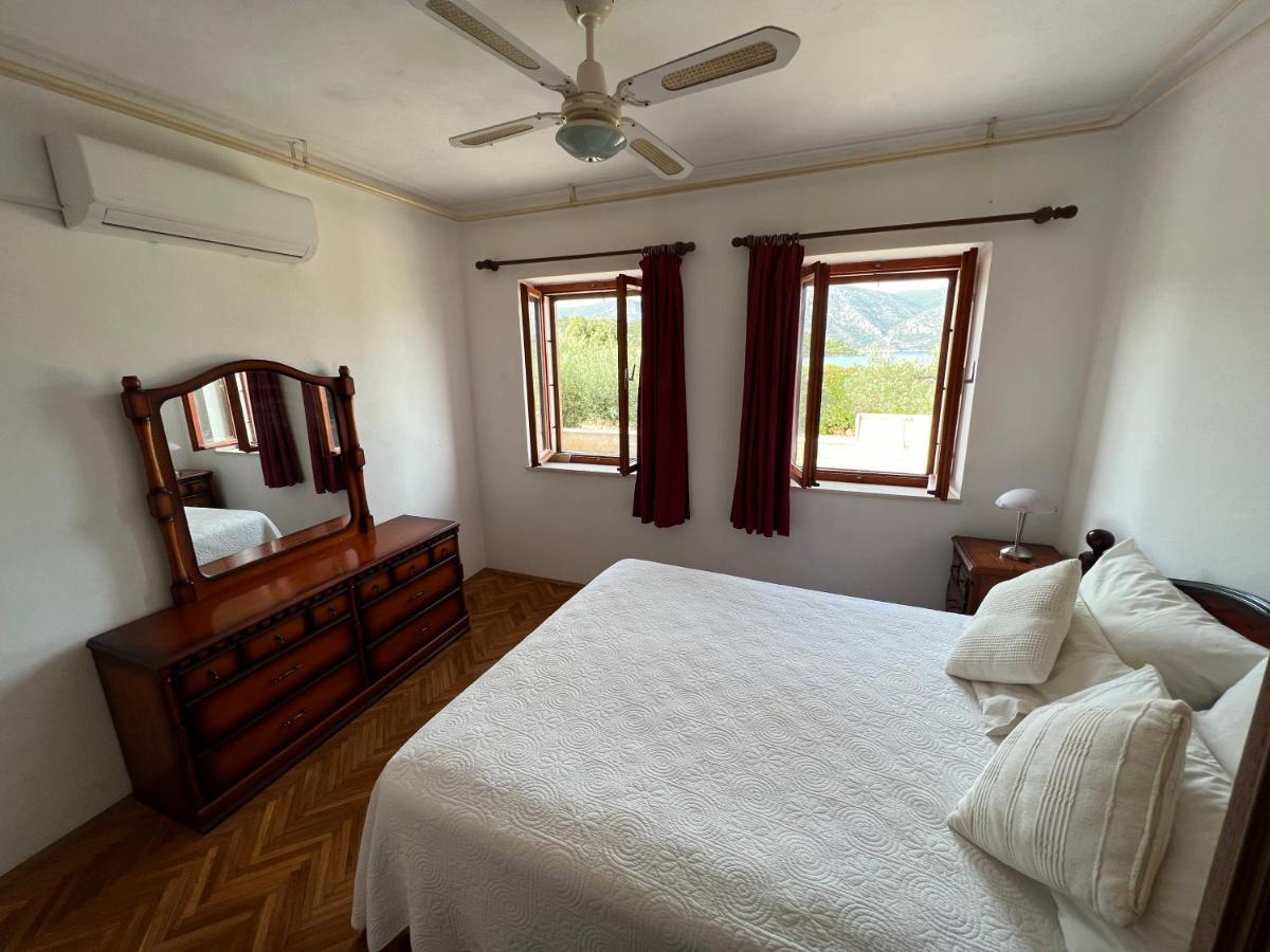 Apartmani Tonko Račišće Extérieur photo