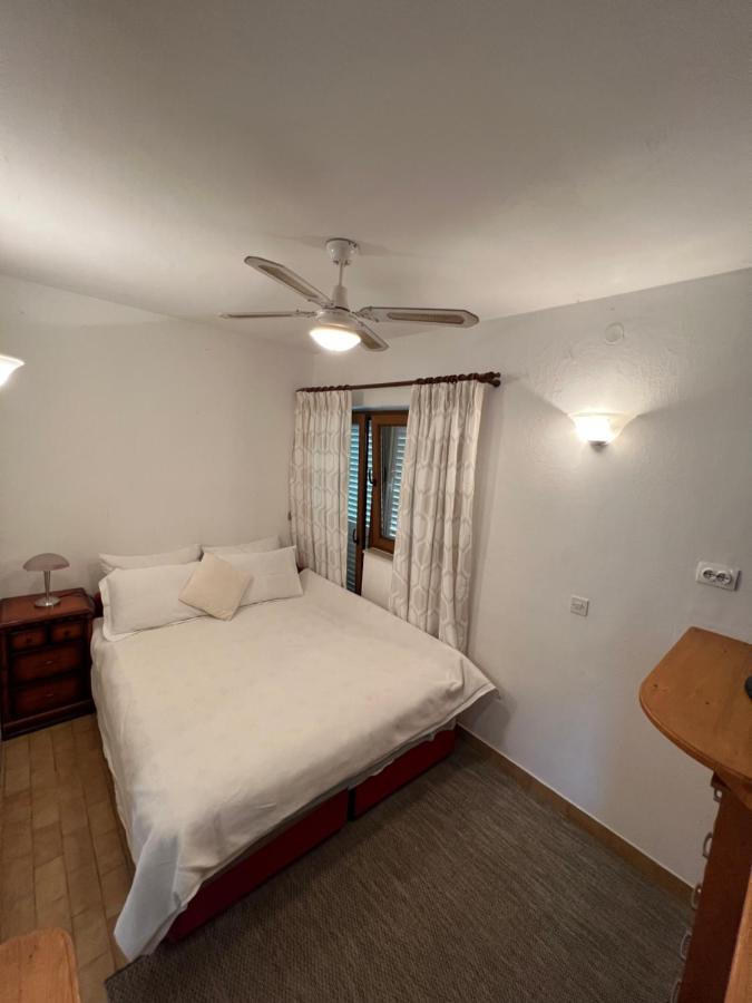 Apartmani Tonko Račišće Extérieur photo