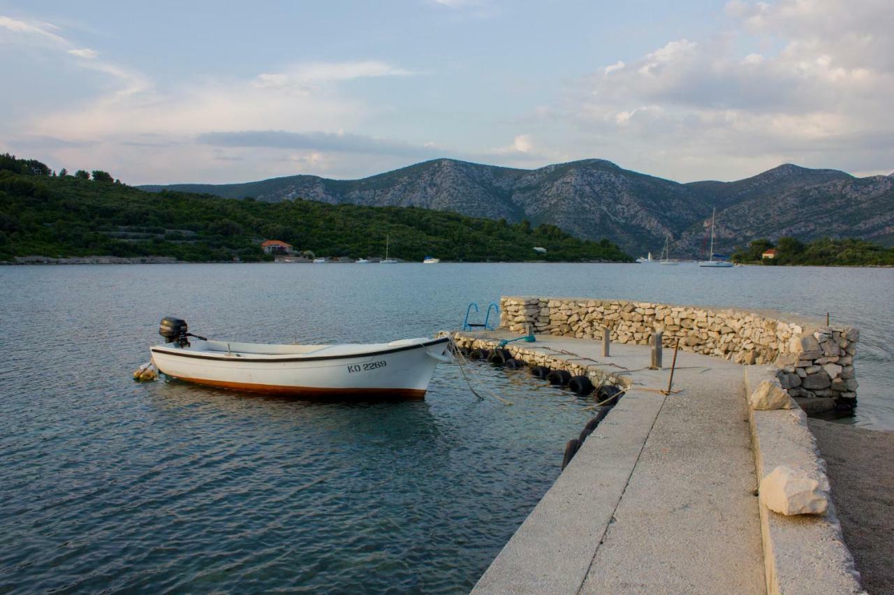 Apartmani Tonko Račišće Extérieur photo